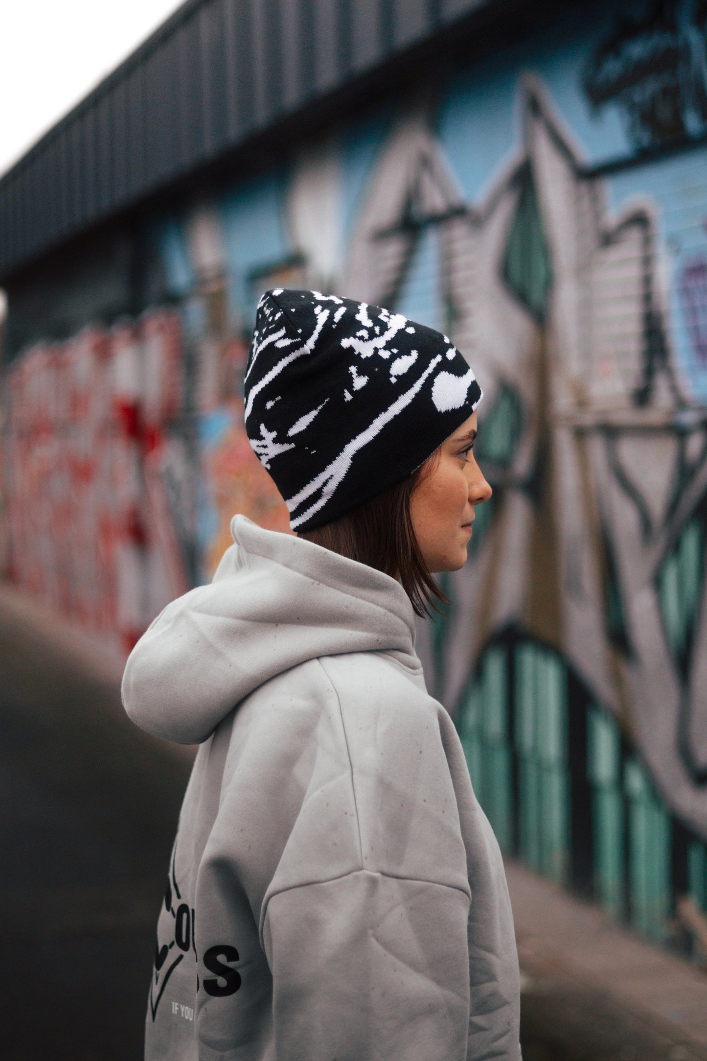 Reversible Beanie Black/Grey